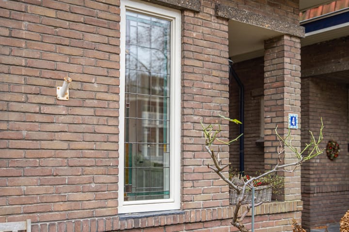 Photo 9 of Looierstraat 4
