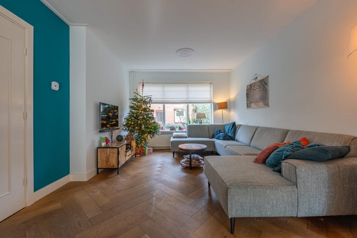 Photo 15 of Looierstraat 4