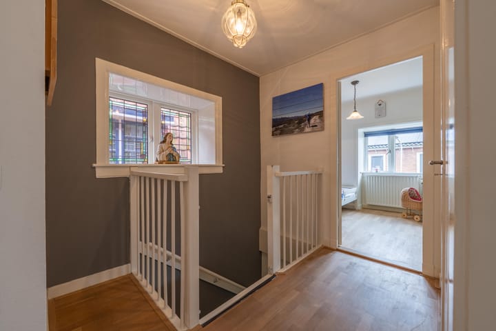 Photo 29 of Looierstraat 4