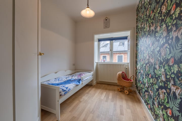 Photo 30 of Looierstraat 4