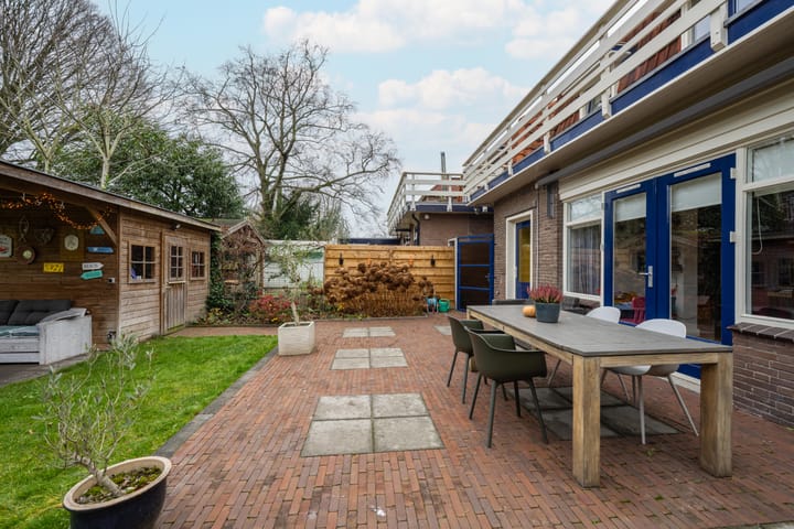 Photo 45 of Looierstraat 4