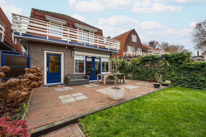 Photo 47 of Looierstraat 4