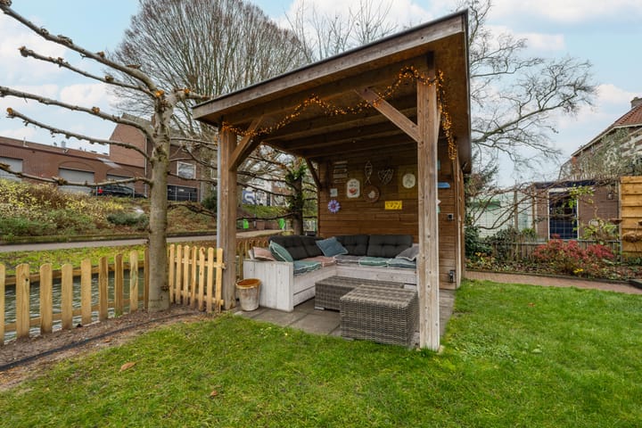 Photo 50 of Looierstraat 4