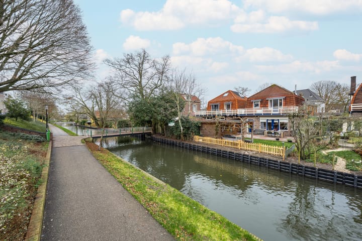 Photo 54 of Looierstraat 4