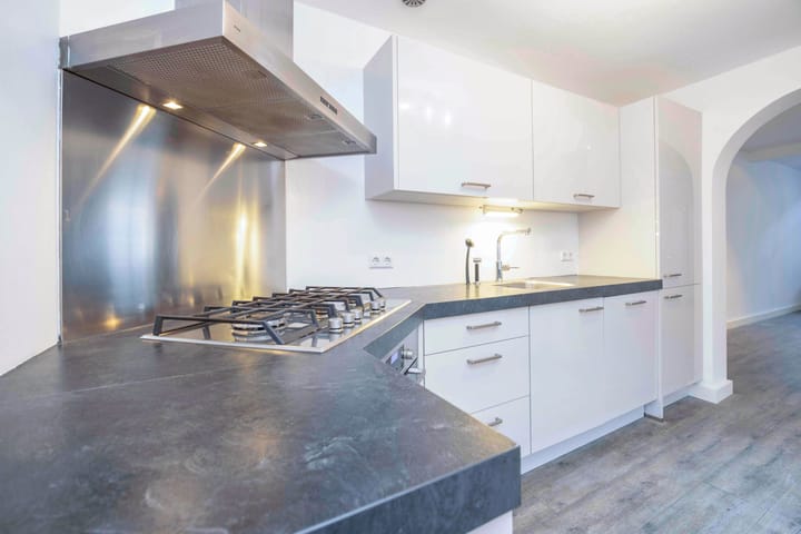 Foto 9 van Piusstraat 128