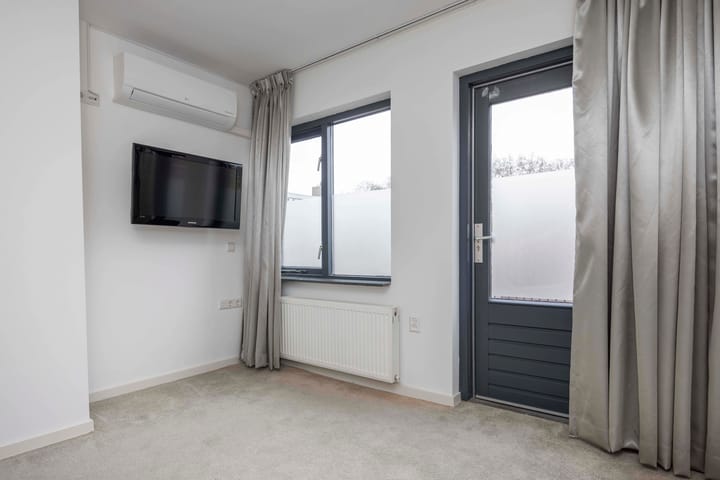 Foto 22 van Piusstraat 128