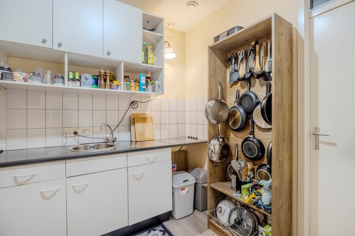 Photo 4 of Noord-Besterdstraat 2-03