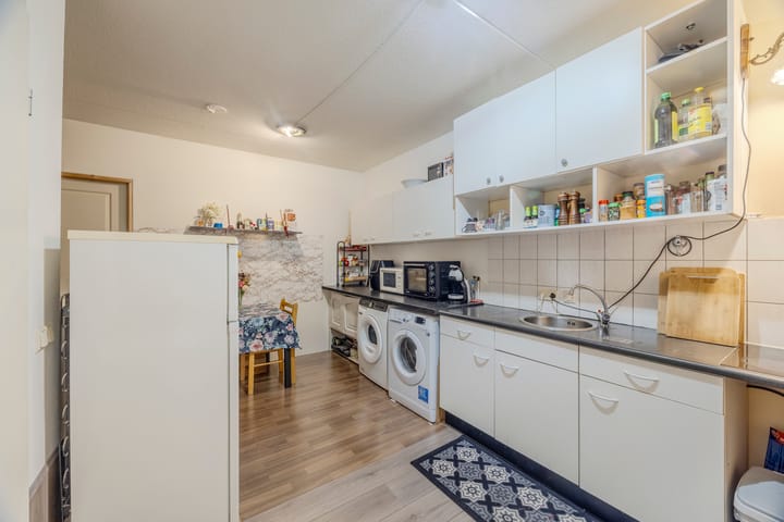 Photo 6 of Noord-Besterdstraat 2-03