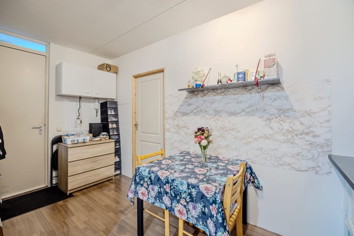 Photo 10 of Noord-Besterdstraat 2-03