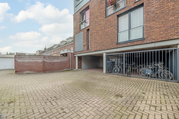 Photo 27 of Noord-Besterdstraat 2-03