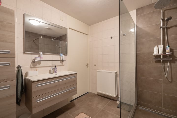 Foto 25 van Engelsestraat 2-D2