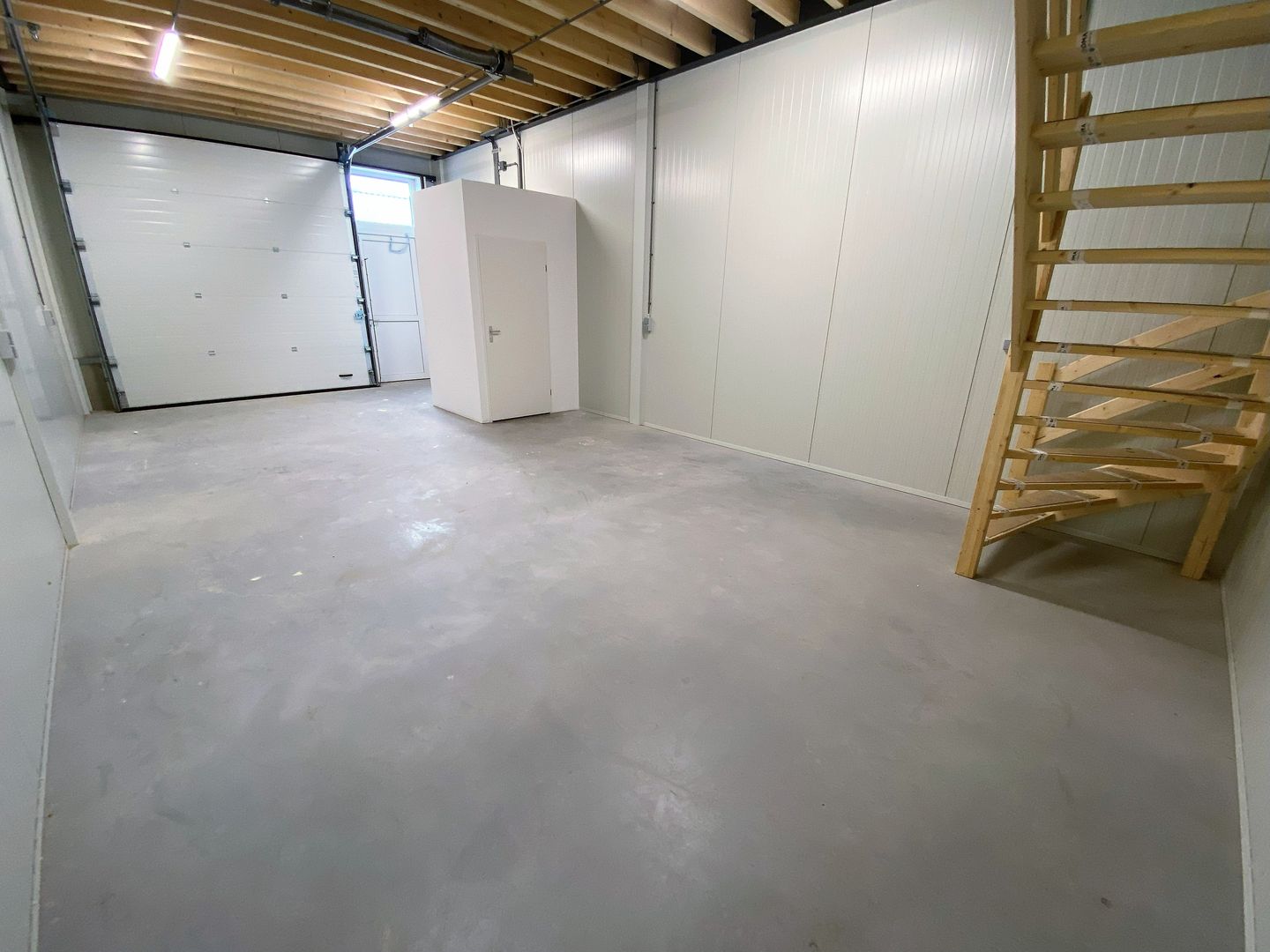 View photo 4 of Vlotbrugweg 13-W