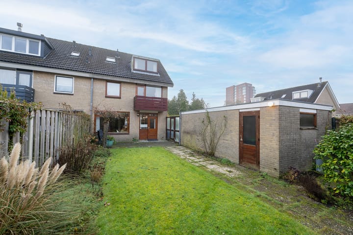 Photo 2 of Mr P J Oudlaan 32