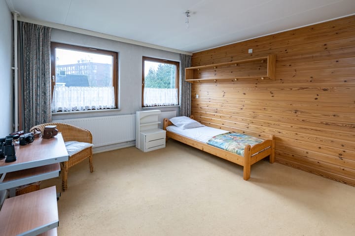 Photo 18 of Mr P J Oudlaan 32