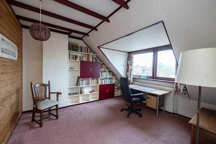 Photo 24 of Mr P J Oudlaan 32