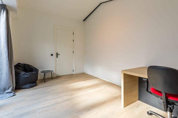 Photo 33 of Schootsestraat 55