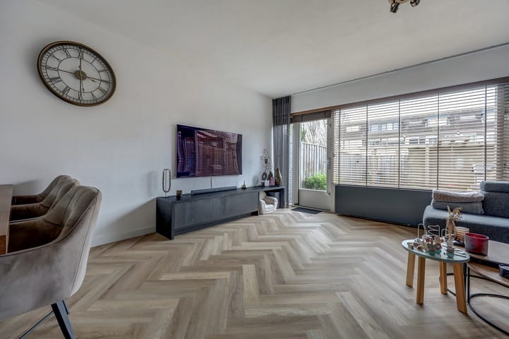 Foto 9 van Titus Brandsmapad 17