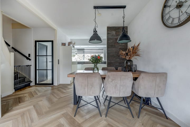 Foto 11 van Titus Brandsmapad 17