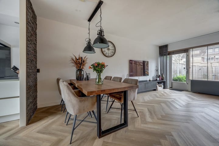 Foto 12 van Titus Brandsmapad 17