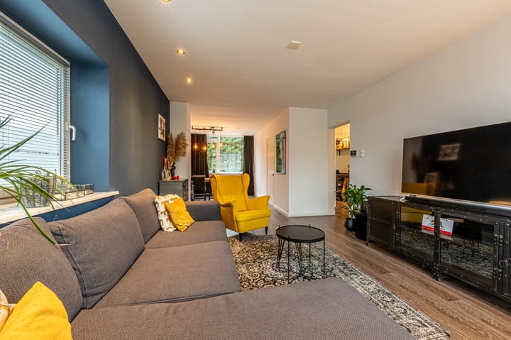 Photo 2 of Jhr. De Savornin Lohmanstraat 44