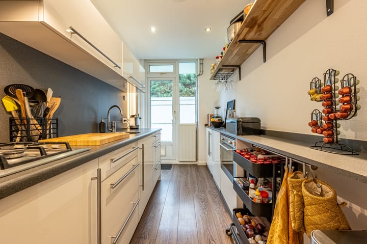 Photo 10 of Jhr. De Savornin Lohmanstraat 44