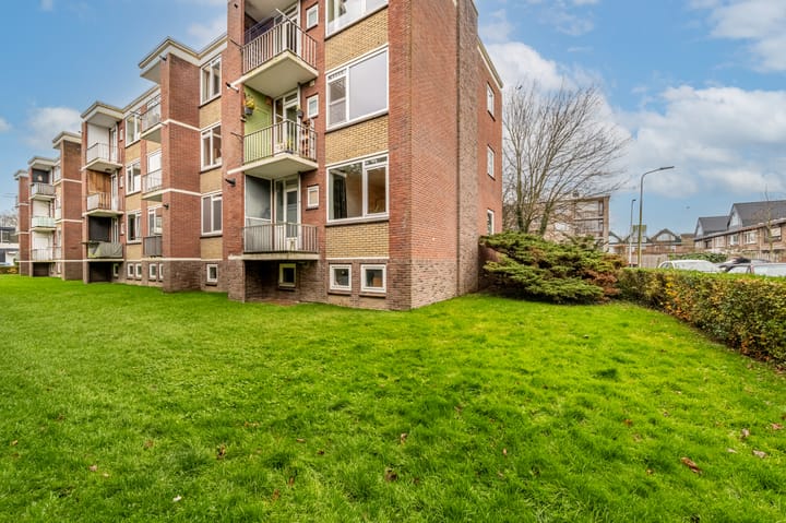 Photo 40 of Jhr. De Savornin Lohmanstraat 44