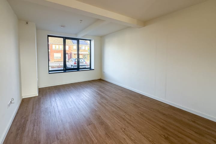 Photo 7 of Houtstraat 56-F