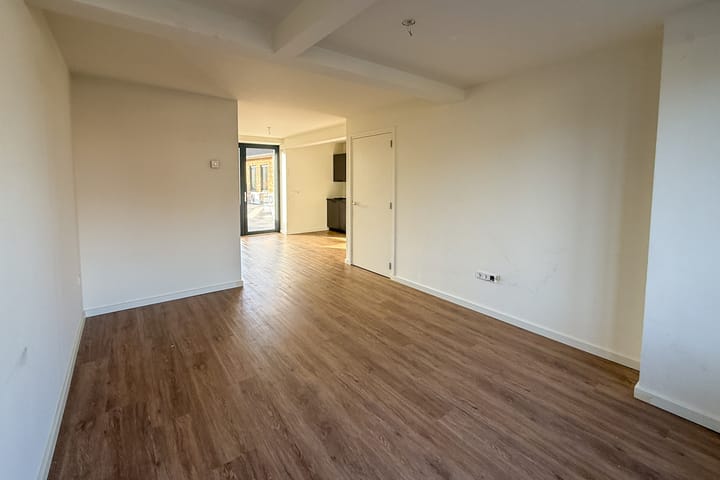 Photo 9 of Houtstraat 56-F