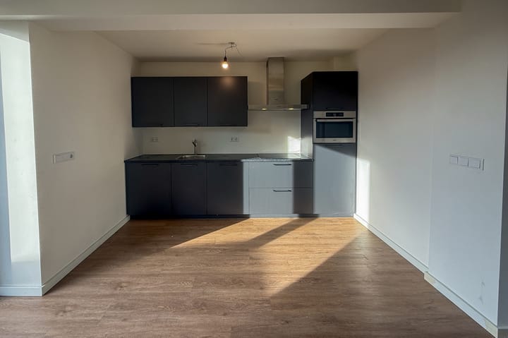 Photo 12 of Houtstraat 56-F