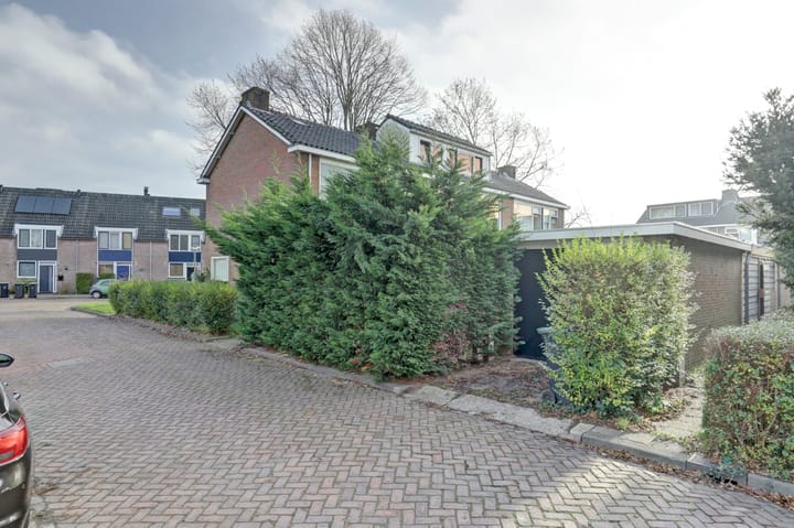 Photo 2 of Couperusstraat 12