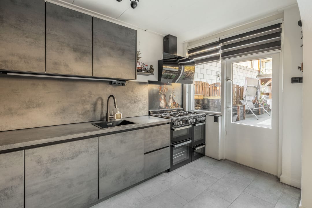 Photo 11 of Willemstraat 180