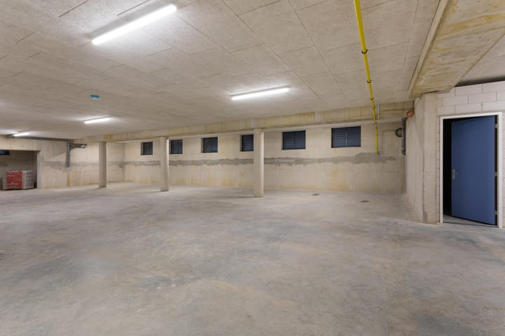 Foto 18 van Bovenkerkerweg 83-02