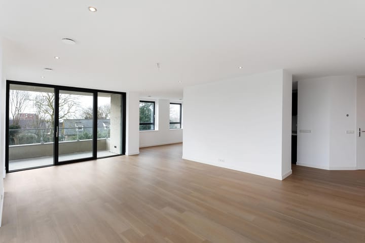 Foto 3 van Bovenkerkerweg 83-02