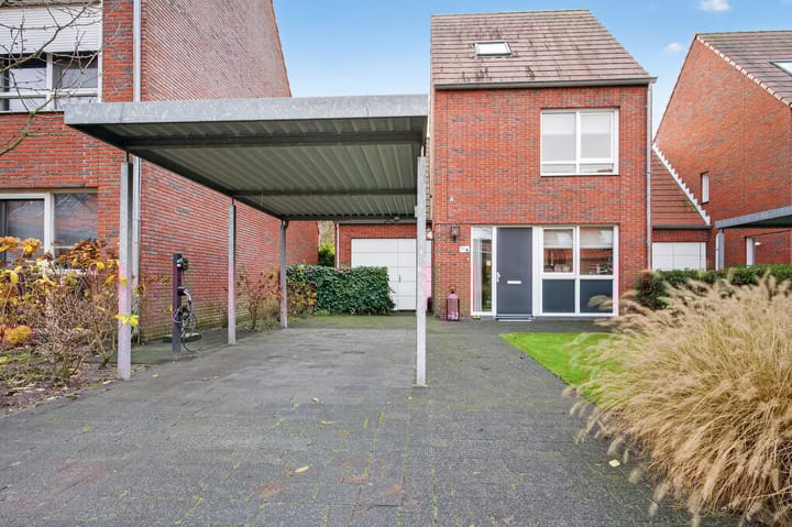 Photo 6 of Bloemenhoeve 8