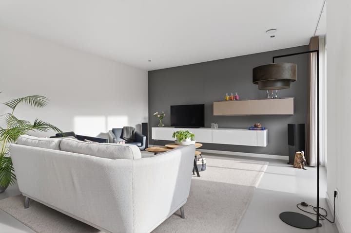 Photo 10 of Bloemenhoeve 8