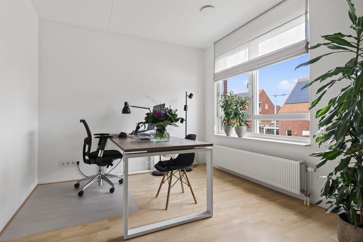 Photo 24 of Bloemenhoeve 8