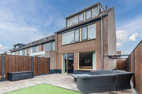 Croesinck 9 secondary image