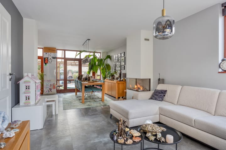 Photo 2 of Klaproosstraat 59