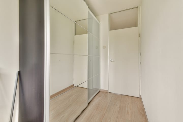 Foto 17 van Jan Luykenlaan 11