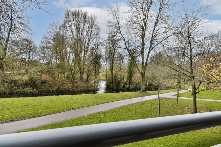 Foto 20 van Jan Luykenlaan 11