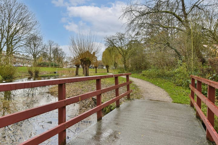 Foto 27 van Jan Luykenlaan 11