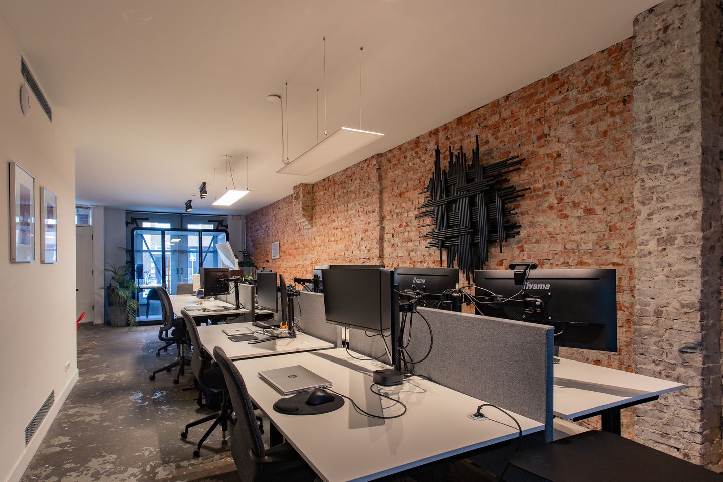 Bekijk foto 2 van Stuyvesantstraat 13-H