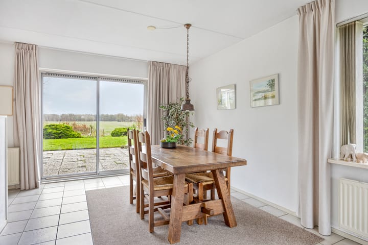 Photo 9 of P.W. Janssenlaan 8