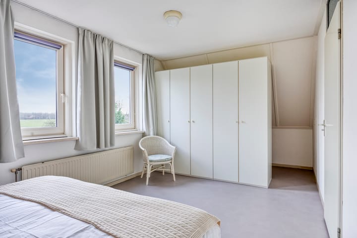 Photo 17 of P.W. Janssenlaan 8