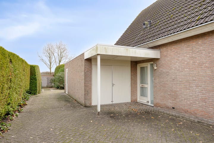 Photo 29 of P.W. Janssenlaan 8