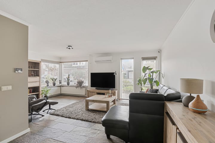 Photo 4 of Sint Josephstraat 22