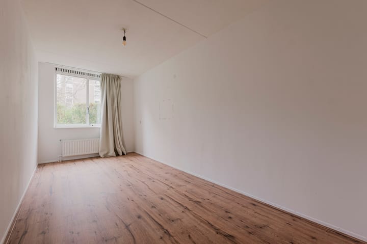 Photo 11 of Louise Wentstraat 248