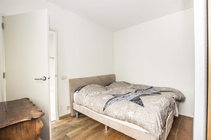 Photo 17 of Eerste Boerhaavestraat 8-E