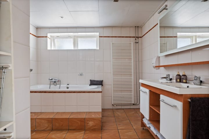 Photo 26 of Hoofdkanaal WZ 23