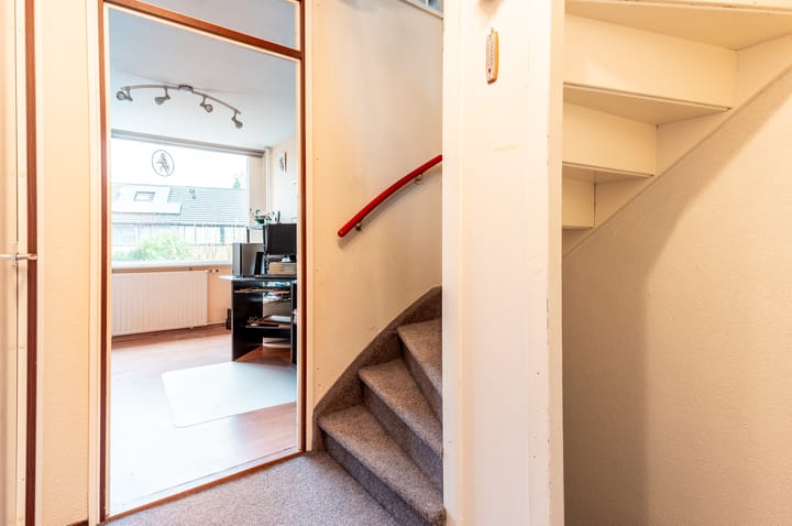 Photo 23 of Tuinfluiterstraat 8